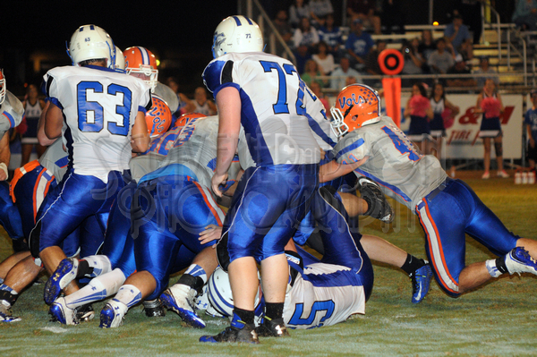 10-10 SA vs. FCHS 022.JPG - SCRIVENER D300